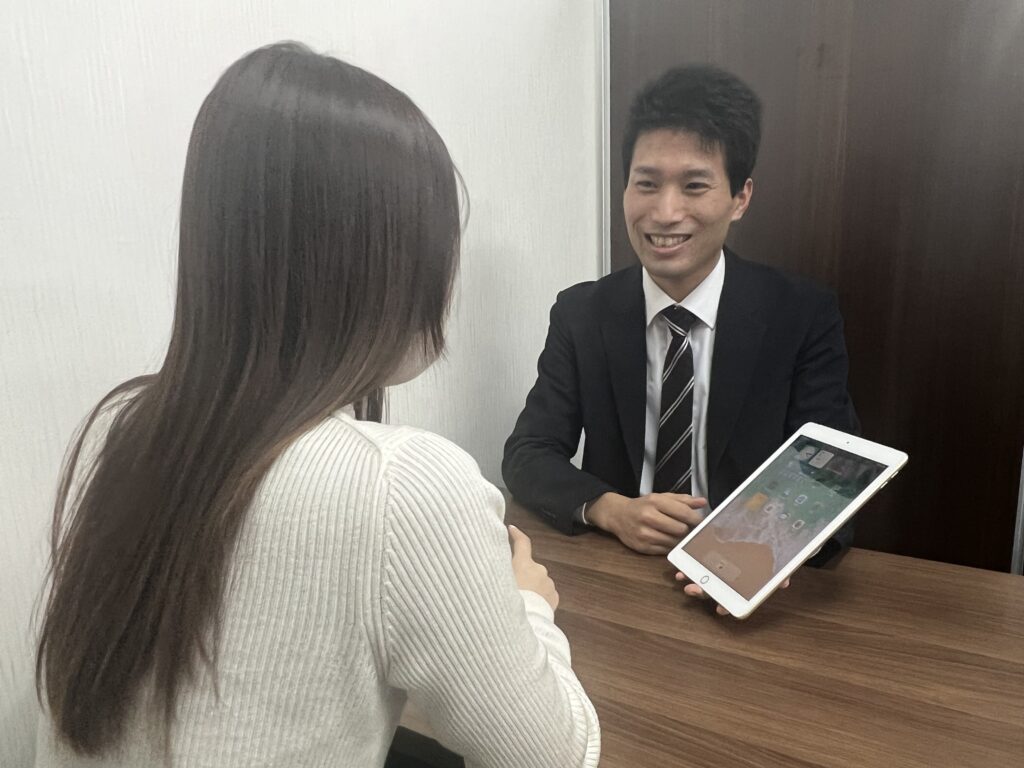なんでもスマホ教室の個別レッスンの様子